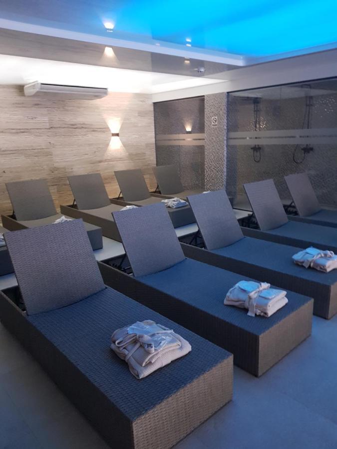 Family Apartmans Harry- Apartmans Of The Apart Hotel & Spa Zoned, Kopaonik - Special Benefit, Children Up To 13 Years Of Age Accompanied By Two Adults Stay For Free-Parking-Breakfast-Pool&Spa Eksteriør bilde
