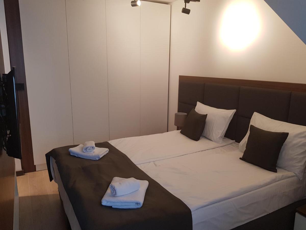 Family Apartmans Harry- Apartmans Of The Apart Hotel & Spa Zoned, Kopaonik - Special Benefit, Children Up To 13 Years Of Age Accompanied By Two Adults Stay For Free-Parking-Breakfast-Pool&Spa Eksteriør bilde