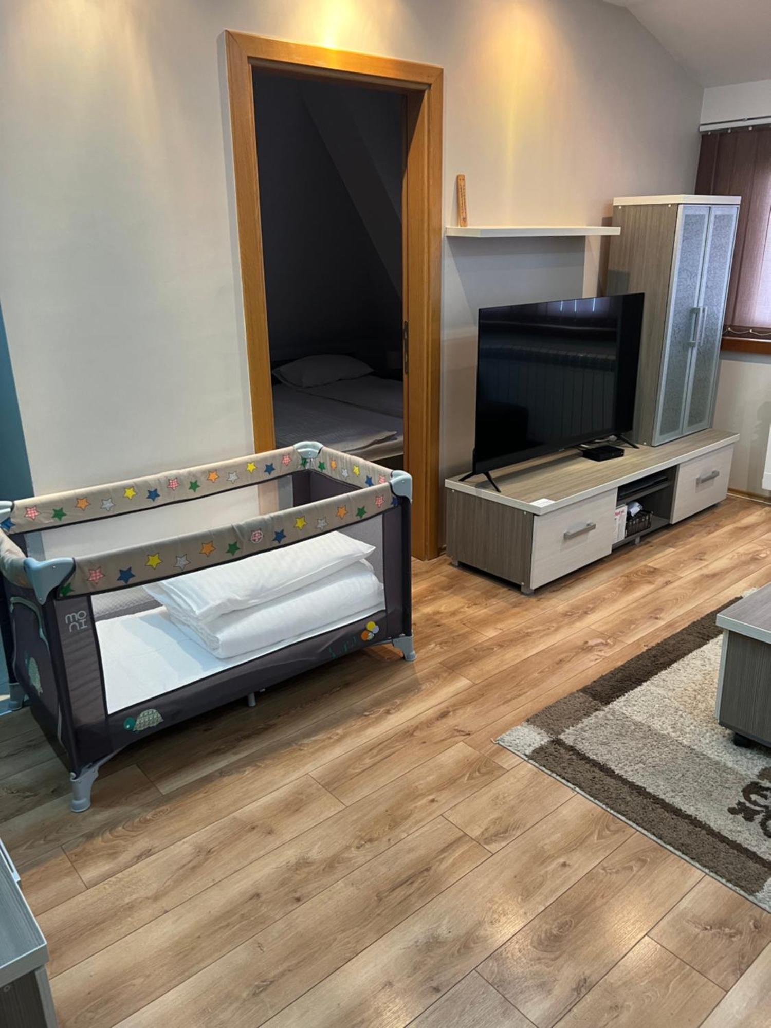 Family Apartmans Harry- Apartmans Of The Apart Hotel & Spa Zoned, Kopaonik - Special Benefit, Children Up To 13 Years Of Age Accompanied By Two Adults Stay For Free-Parking-Breakfast-Pool&Spa Eksteriør bilde