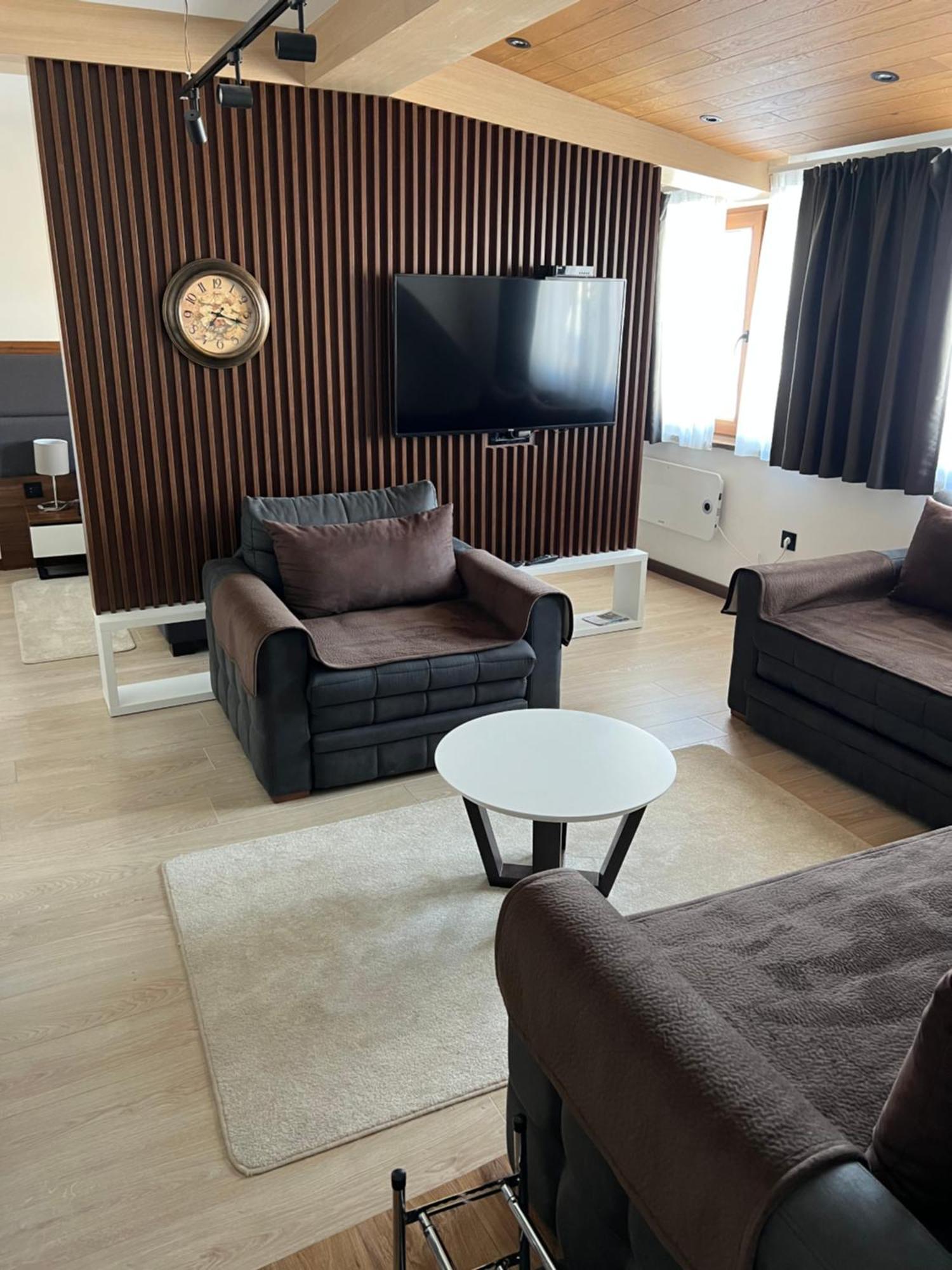 Family Apartmans Harry- Apartmans Of The Apart Hotel & Spa Zoned, Kopaonik - Special Benefit, Children Up To 13 Years Of Age Accompanied By Two Adults Stay For Free-Parking-Breakfast-Pool&Spa Eksteriør bilde