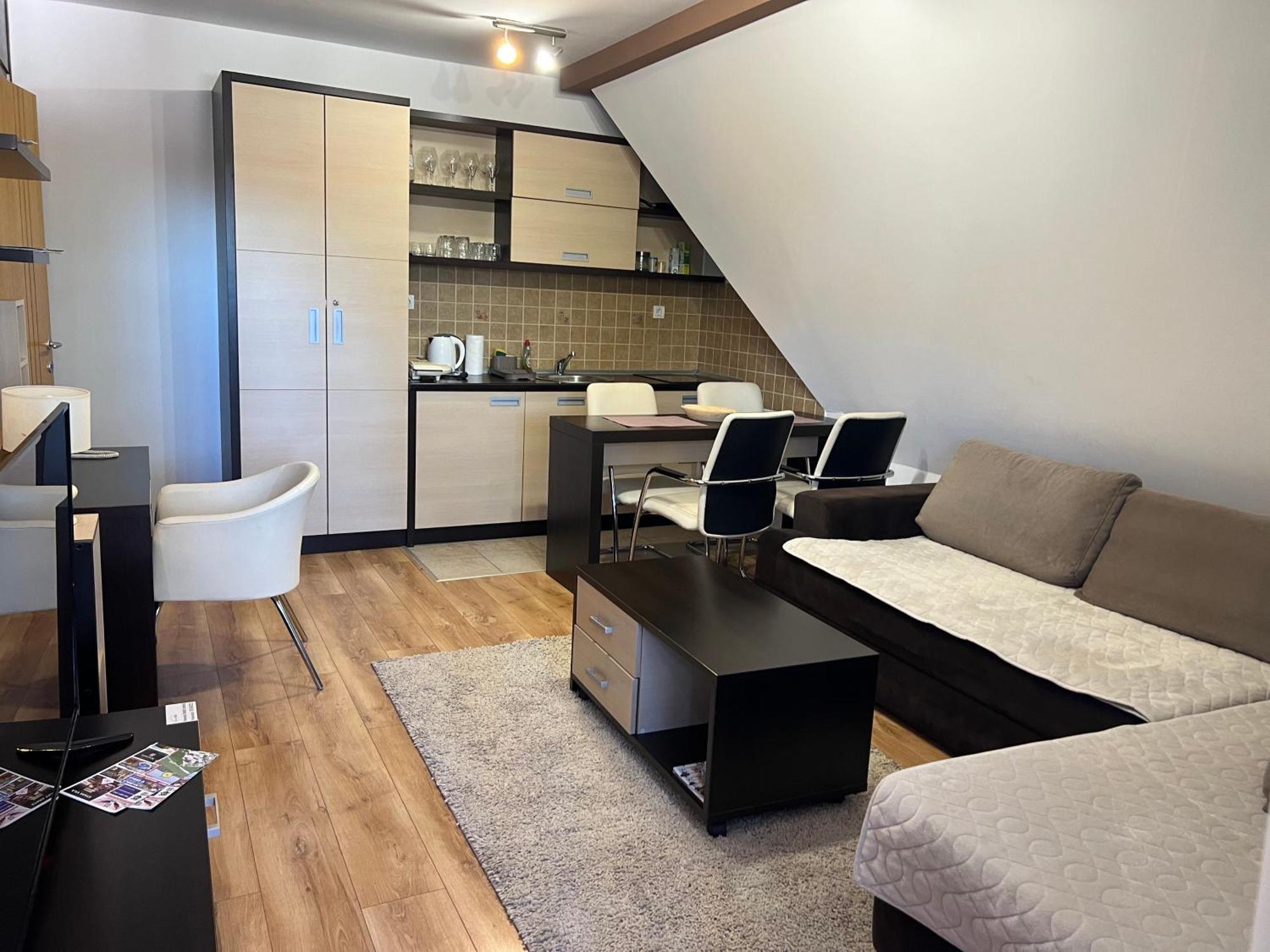 Family Apartmans Harry- Apartmans Of The Apart Hotel & Spa Zoned, Kopaonik - Special Benefit, Children Up To 13 Years Of Age Accompanied By Two Adults Stay For Free-Parking-Breakfast-Pool&Spa Eksteriør bilde